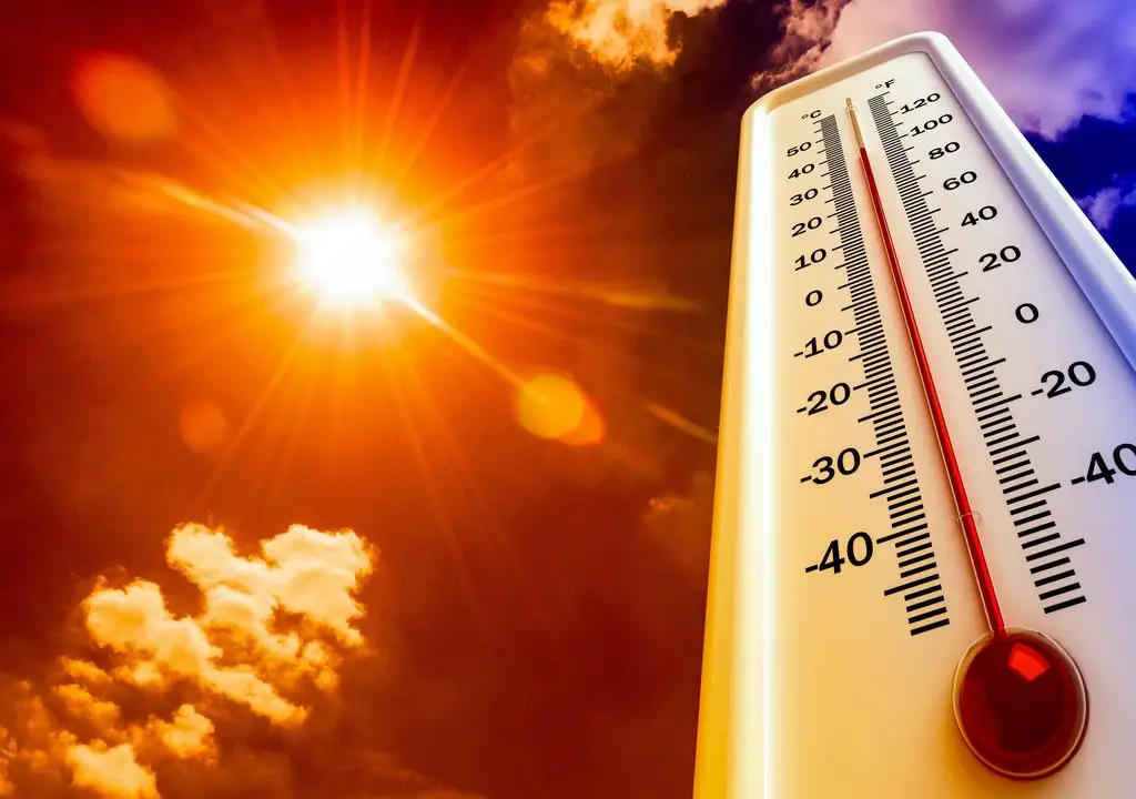 Il fine settimana vedrà un netto divario tra il caldo estremo al Sud