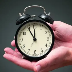 Ora legale 2025 in Italia: significato, origini, calendario e curiosità