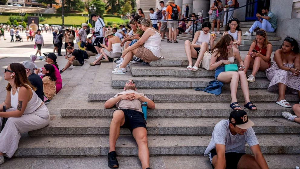Palermo rovente durante una giornata di forte caldo estivo in Sicilia