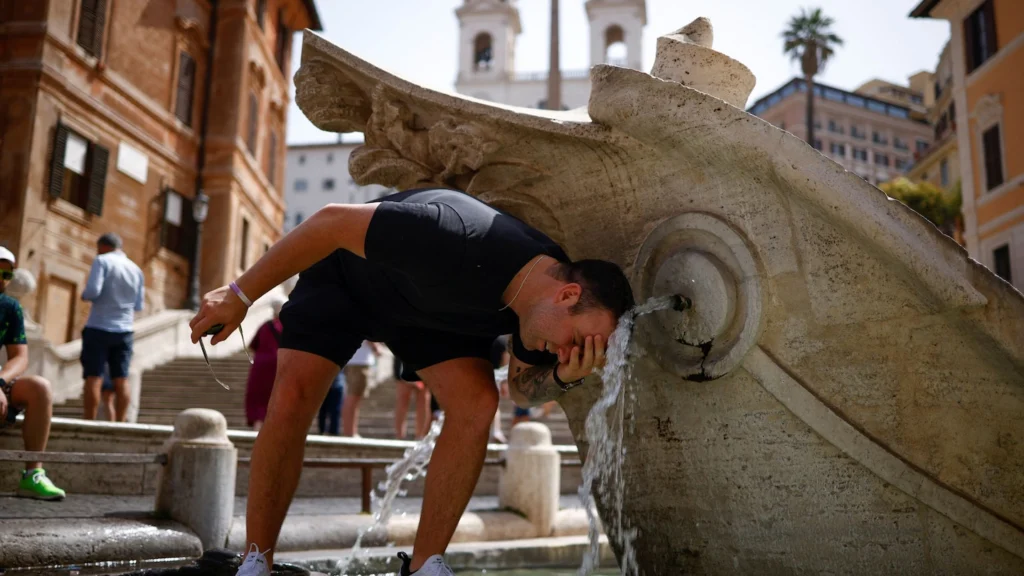 Città italiana stretta nella morsa del caldo durante l’ondata di calore di luglio