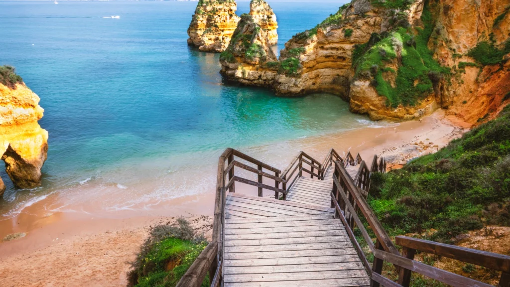 Confronto tra mete economiche per le vacanze estive 2026 in Marocco, Egitto e Tunisia