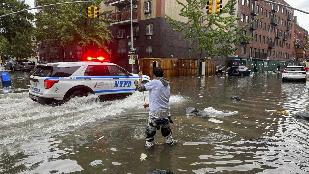 Pioggia intensa sulle strade di New York