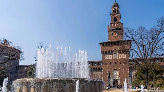 Castello Sforzesco aperto la sera ad agosto