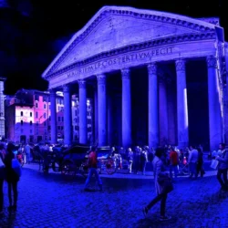 Aperture serali ad agosto: come visitare Colosseo, Pantheon e Castello Sforzesco