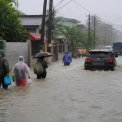 Filippine, il monsone torna a colpire Luzon: alluvioni, evacuazioni e strade chiuse