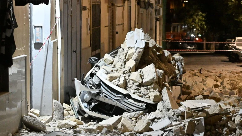 Terremoto e bradisismo ai Campi Flegrei