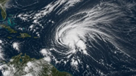 Otto tempeste tropicali sono state nominate, ma al 30 settembre nessuna ha raggiunto l’intensità di uragano: El Niño contribuisce a spiegare la pausa, senza chiudere la stagione.