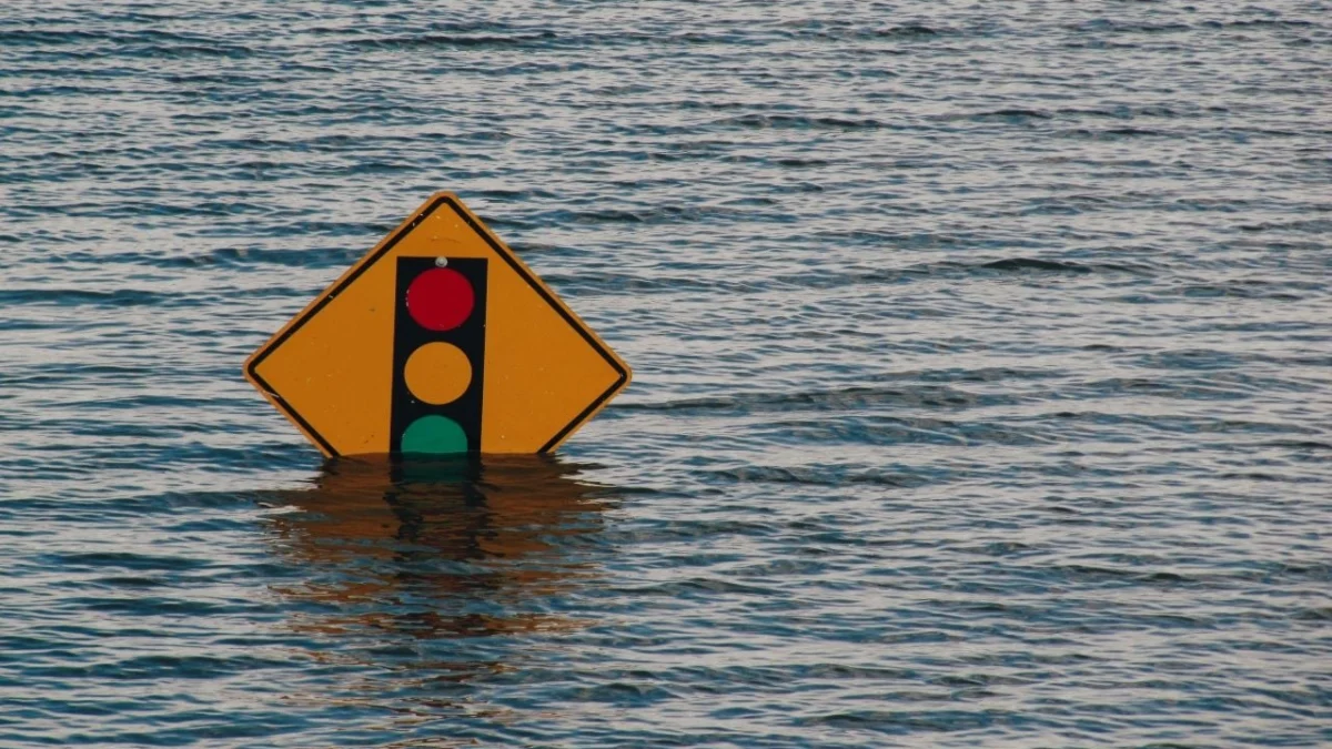 Come l’innalzamento del mare può cambiare le maree sulle coste