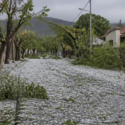 Grandine devastante nelle Sierras Chicas: danni a Unquillo e Mendiolaza